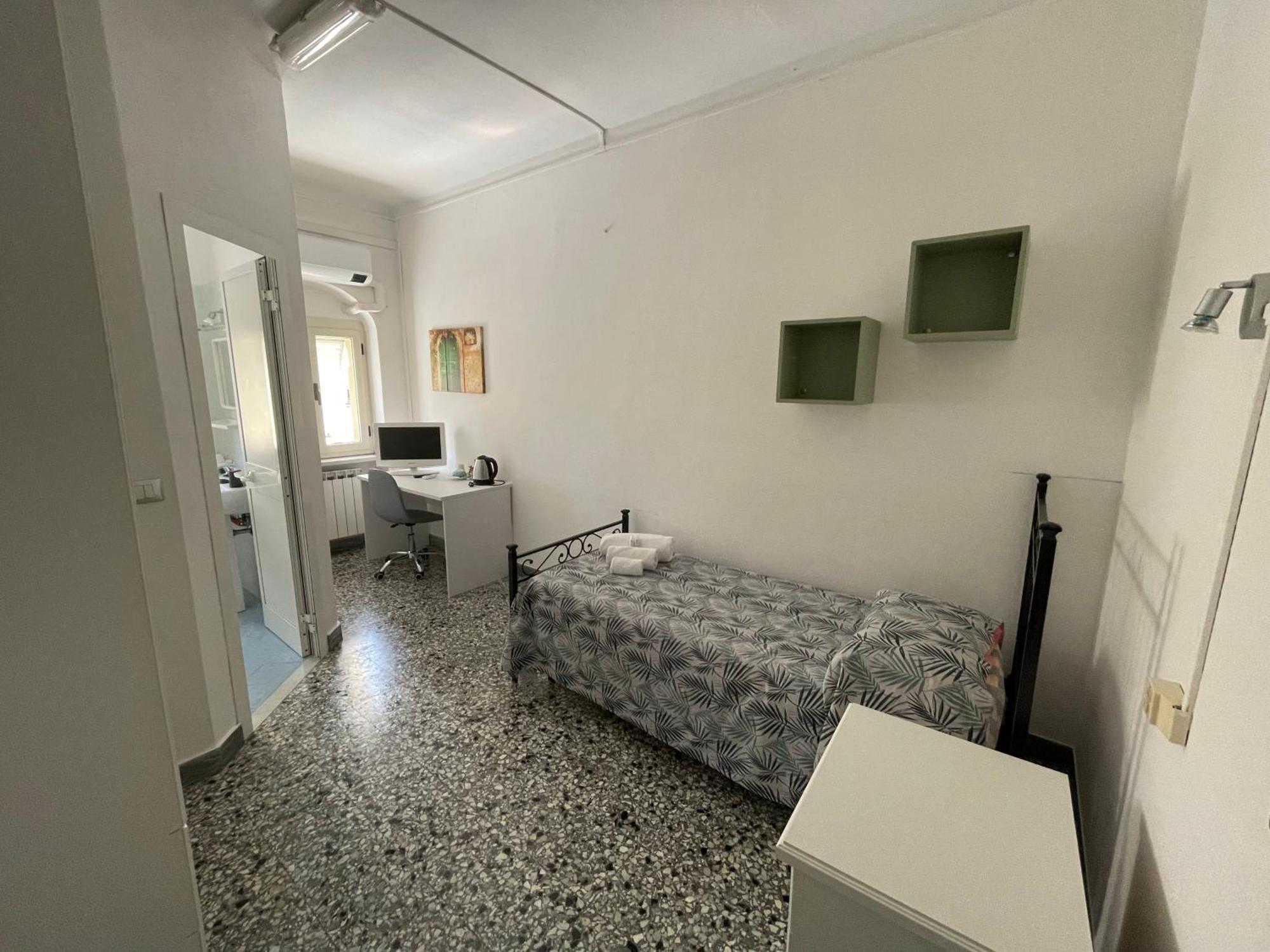 Ostello San Giovanni Bosco La Spezia Habitación foto